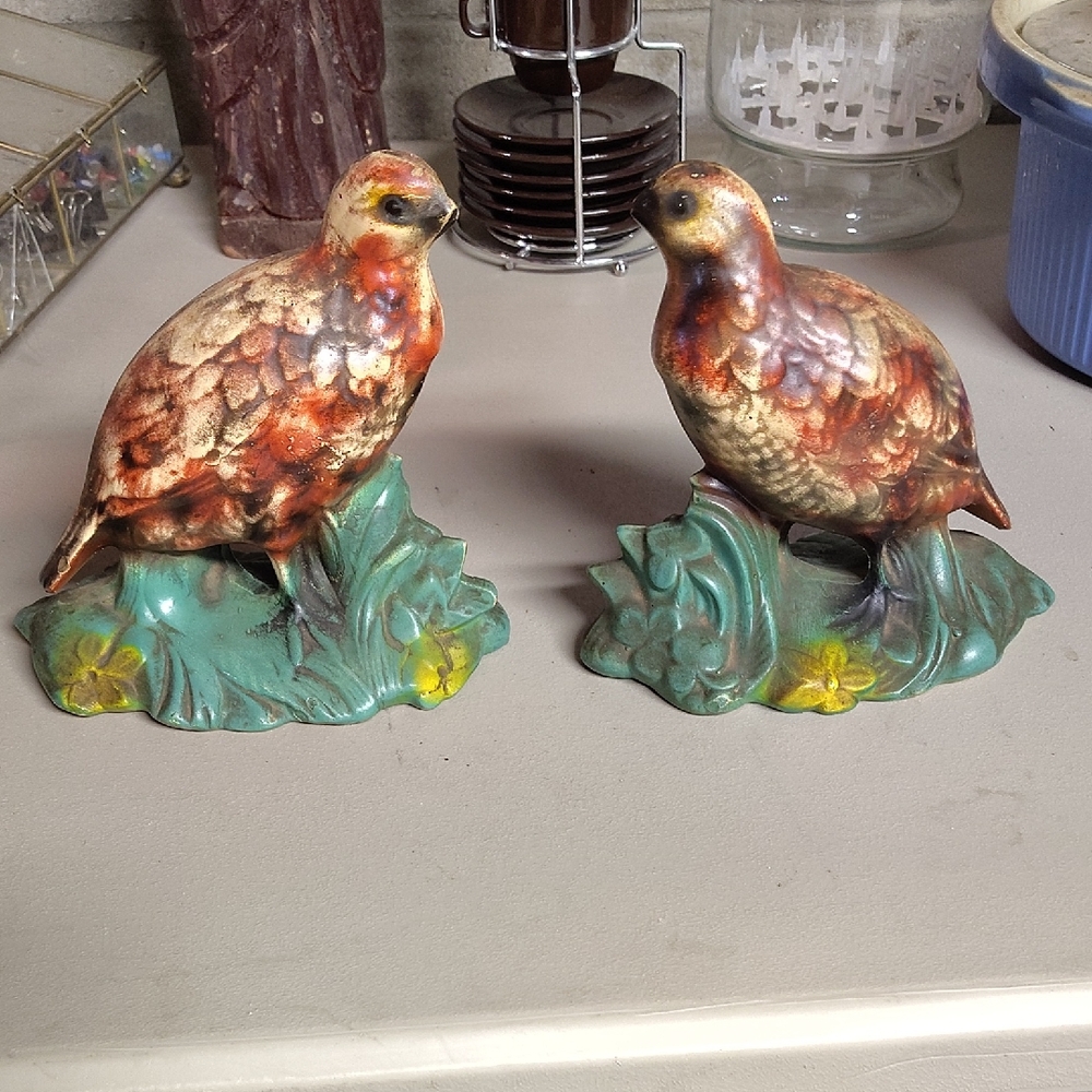 Decorative Bird Figurines on Green Base